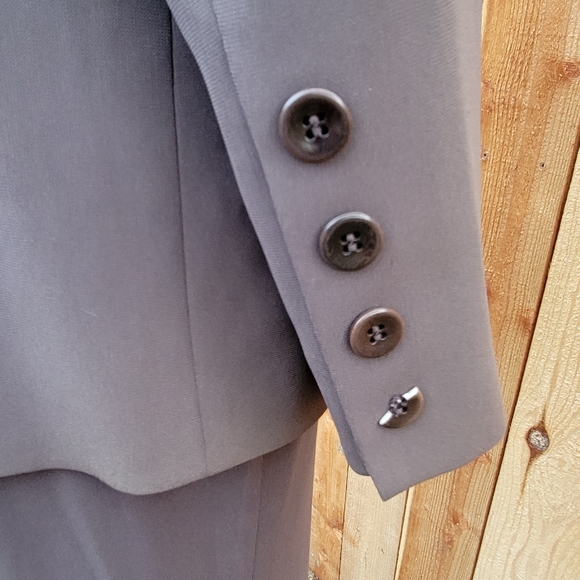 Talbots Brown Pantsuit Size 4 - Picture 10 of 12